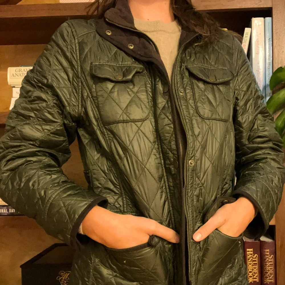 LL Bean Women’s quilted riding jacket size M - Picture 2 of 5